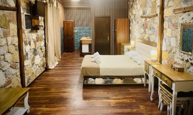 Émbonas Ataviros Hotel מראה חיצוני תמונה