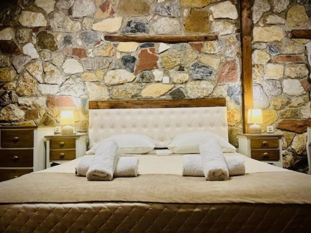 Émbonas Ataviros Hotel מראה חיצוני תמונה